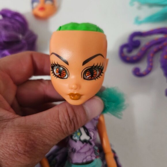 Monster High Inner Monster Shockingly Shy Scared Silly Doll Incomplete - Picture 7 of 8